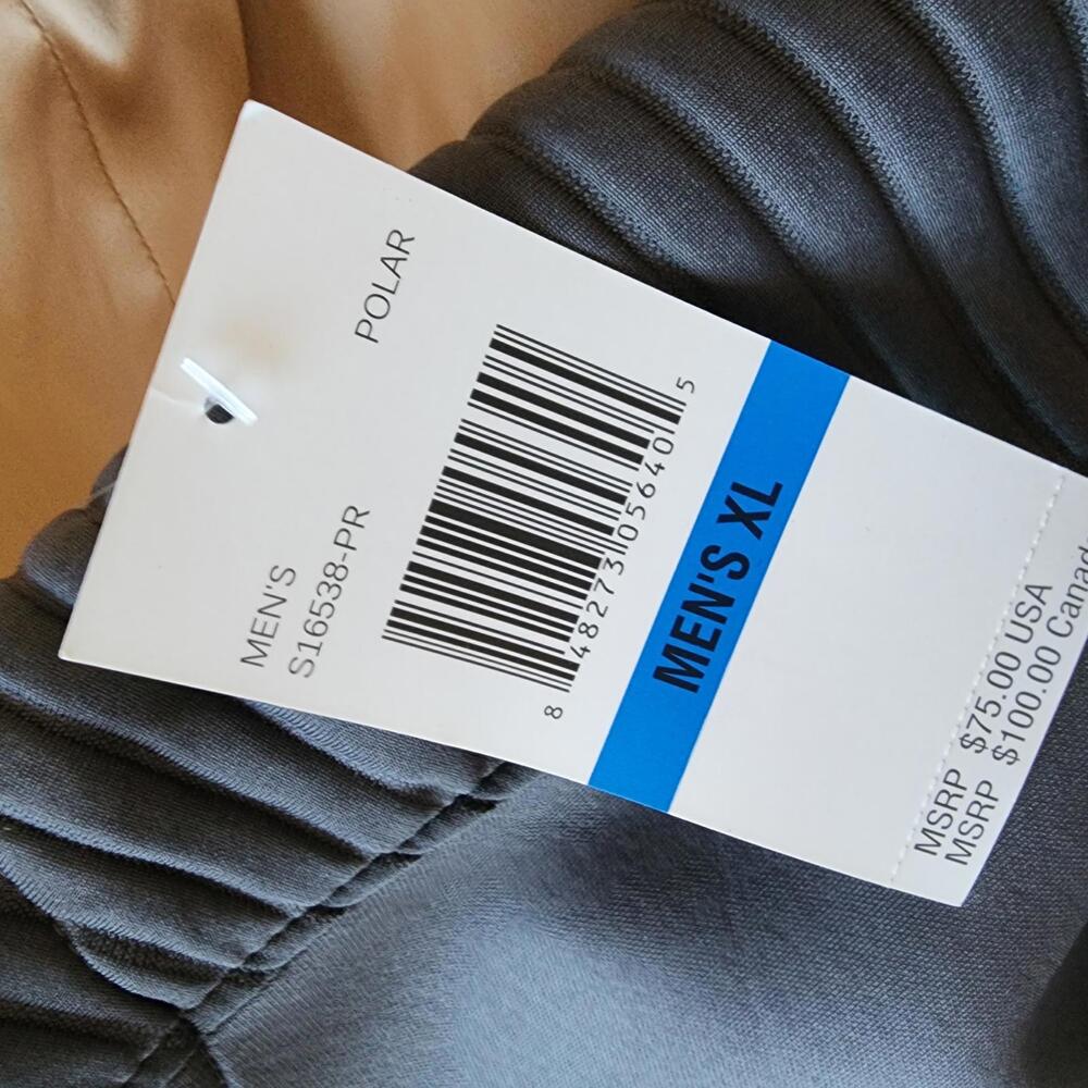 NWT Spyder Gray Vest logo little on back I thought it was a spyder logo FYI - Picture 5 of 5